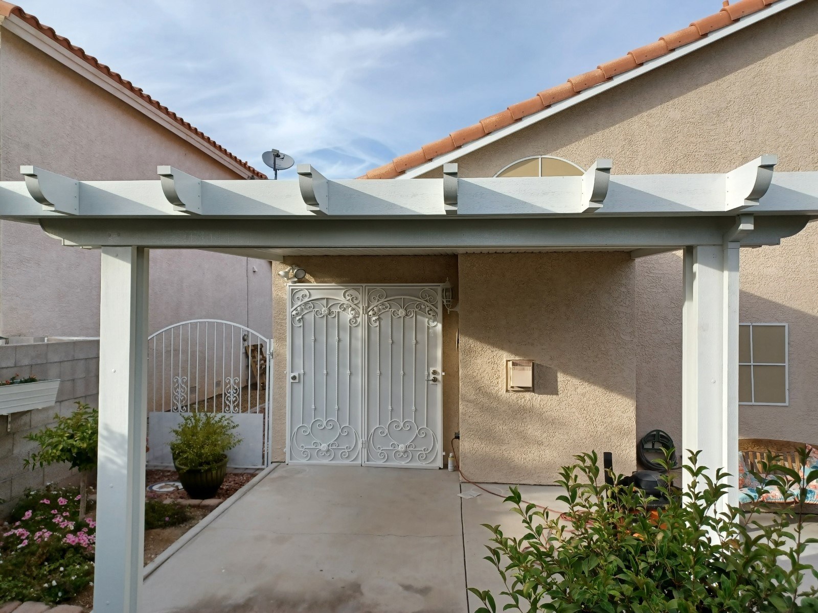 1_Solid-Patio-Cover