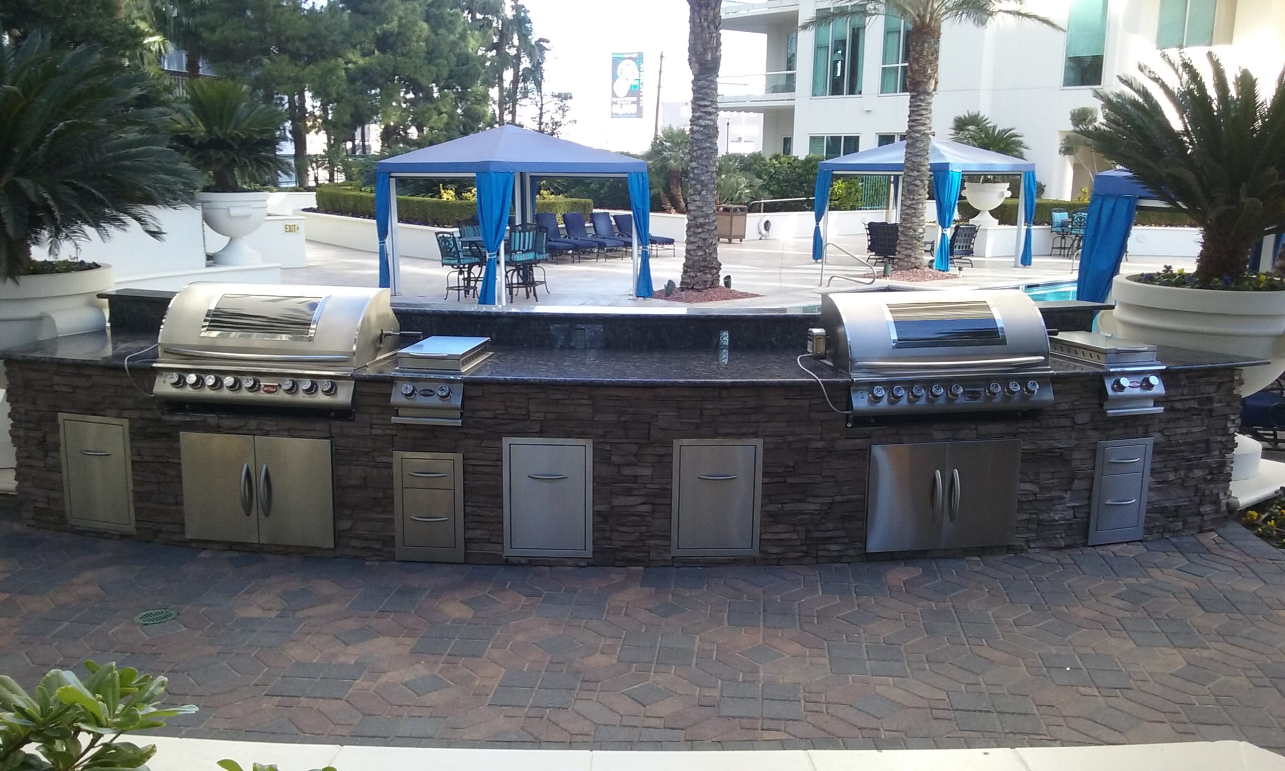 A well-equipped outdoor kitchen.